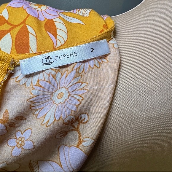 Cupshe Keira Yellow Floral Bunny Tie Bell Sleeve Cut Out Mini Dress Cover Up Med - Picture 5 of 11